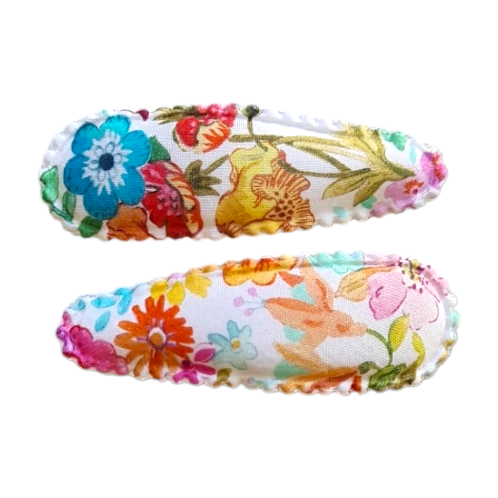 Floras Almond Scallop Clips - Liberty Classic Meadow